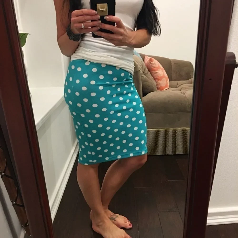 NEW Mint polka-dot pencil skirt - Picture 1 of 8